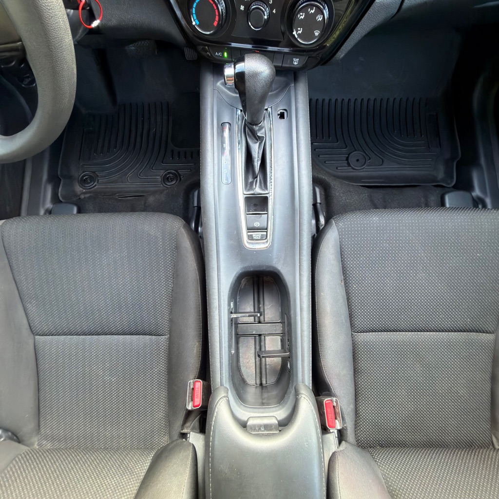 Photo 27 of this HONDA HR-V
