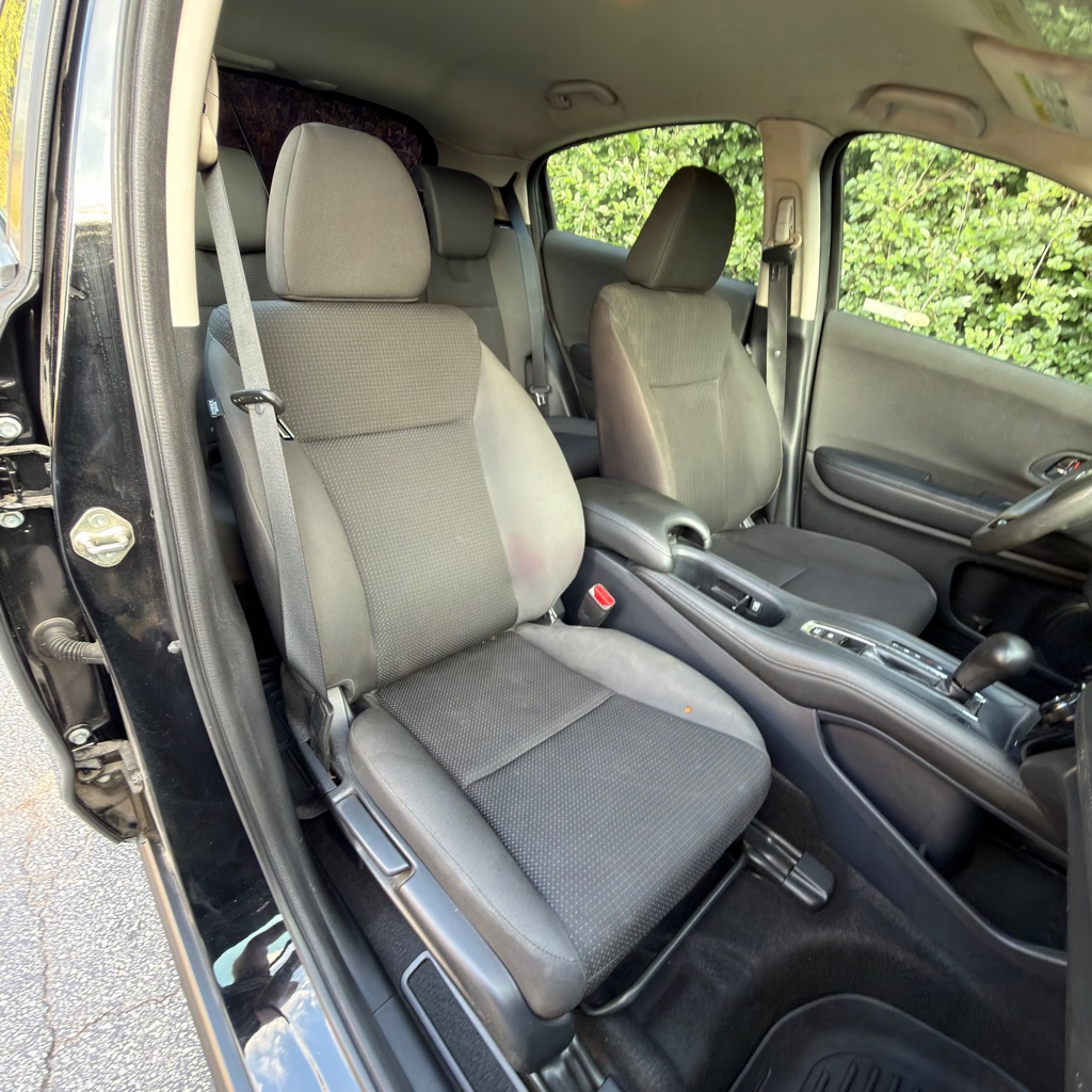 Photo 20 of this HONDA HR-V