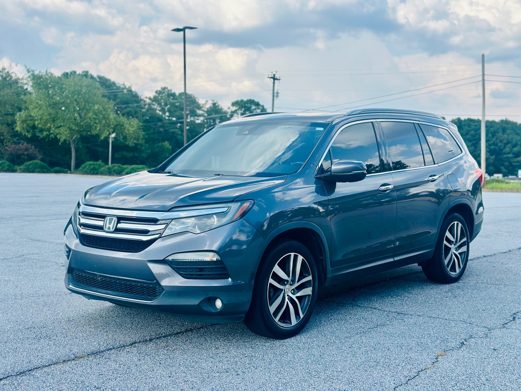 Gray 2016 Honda Pilot SUV / Crossover Front-Wheel Drive Automatic