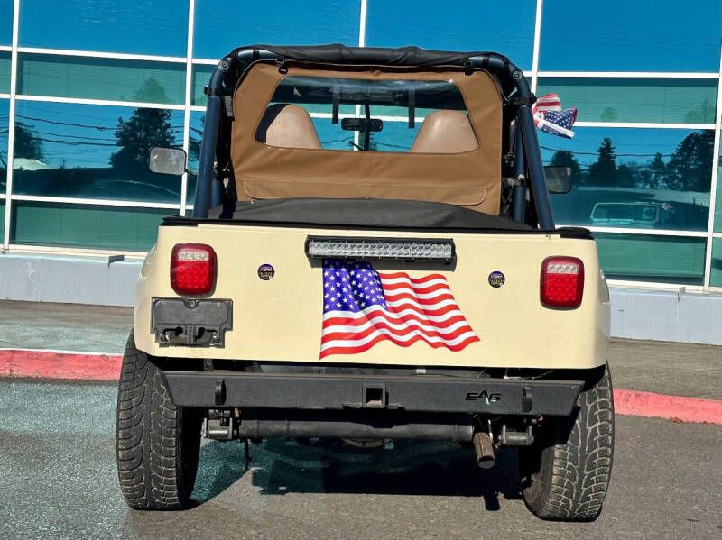 Photo 5 of this JEEP WRANGLER / YJ