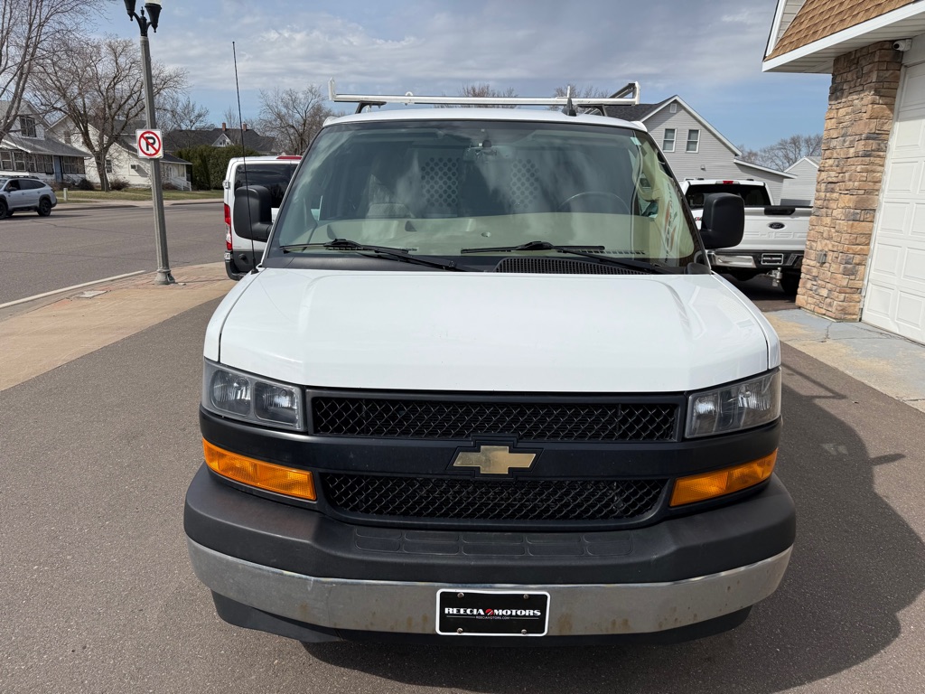 Photo 8 of this CHEVROLET EXPRESS