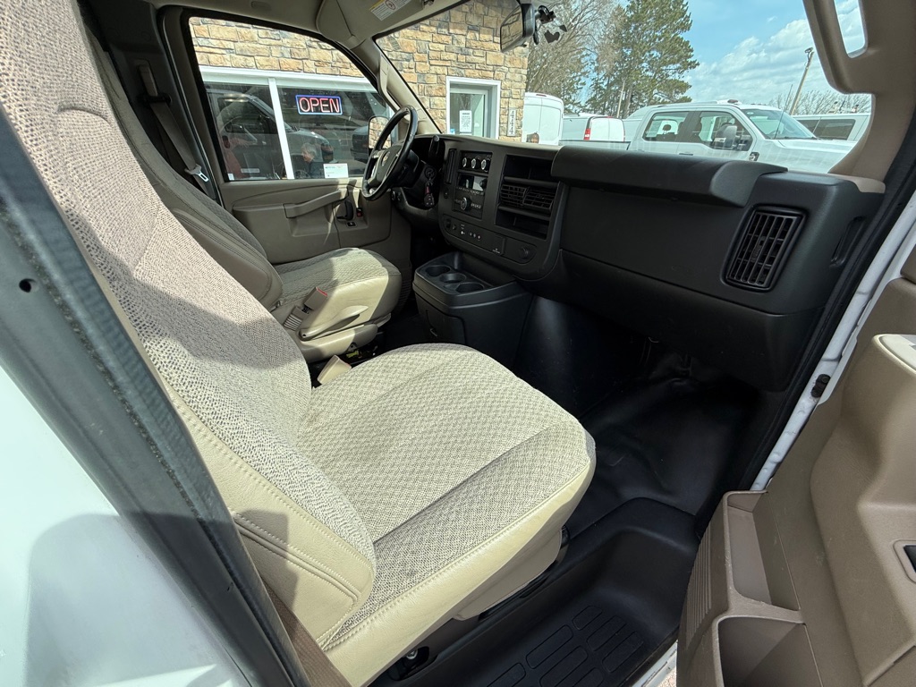 Photo 17 of this CHEVROLET EXPRESS