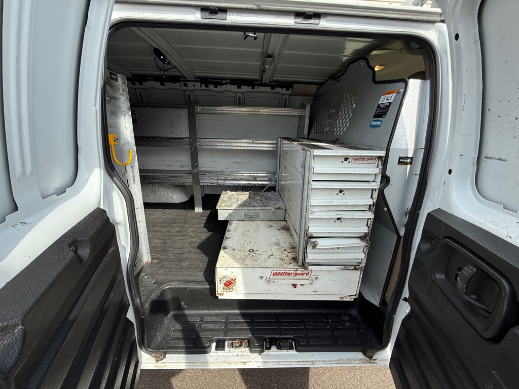 Photo 13 of this CHEVROLET EXPRESS