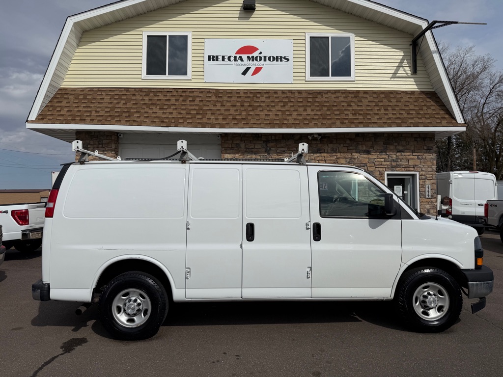 Photo 2 of this CHEVROLET EXPRESS