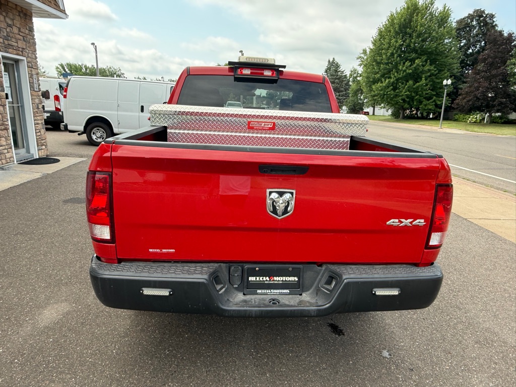 Photo 4 of this RAM 1500 CLASSIC