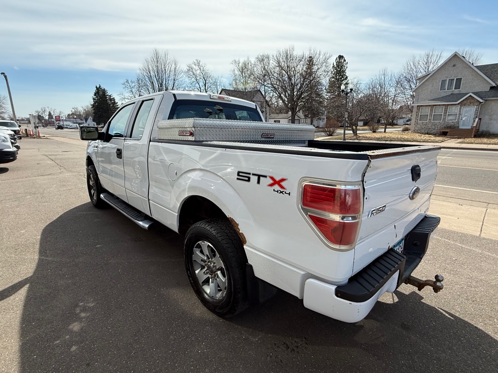 Photo 5 of this FORD F-150