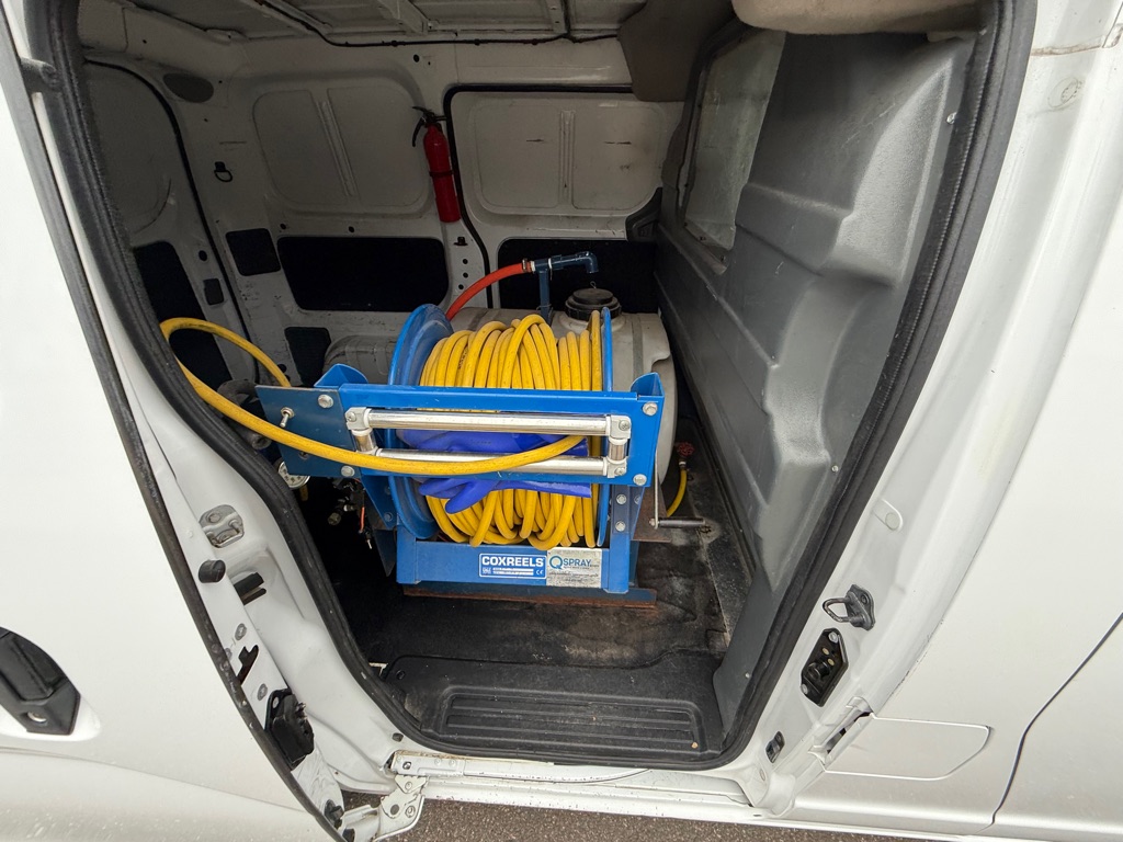 Photo 14 of this NISSAN NV200