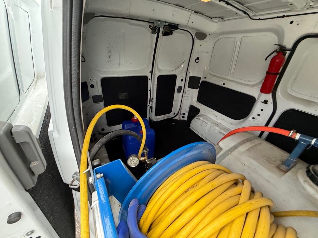 Photo 16 of this NISSAN NV200