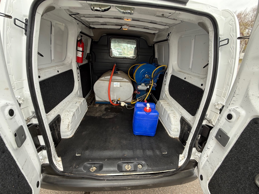 Photo 13 of this NISSAN NV200