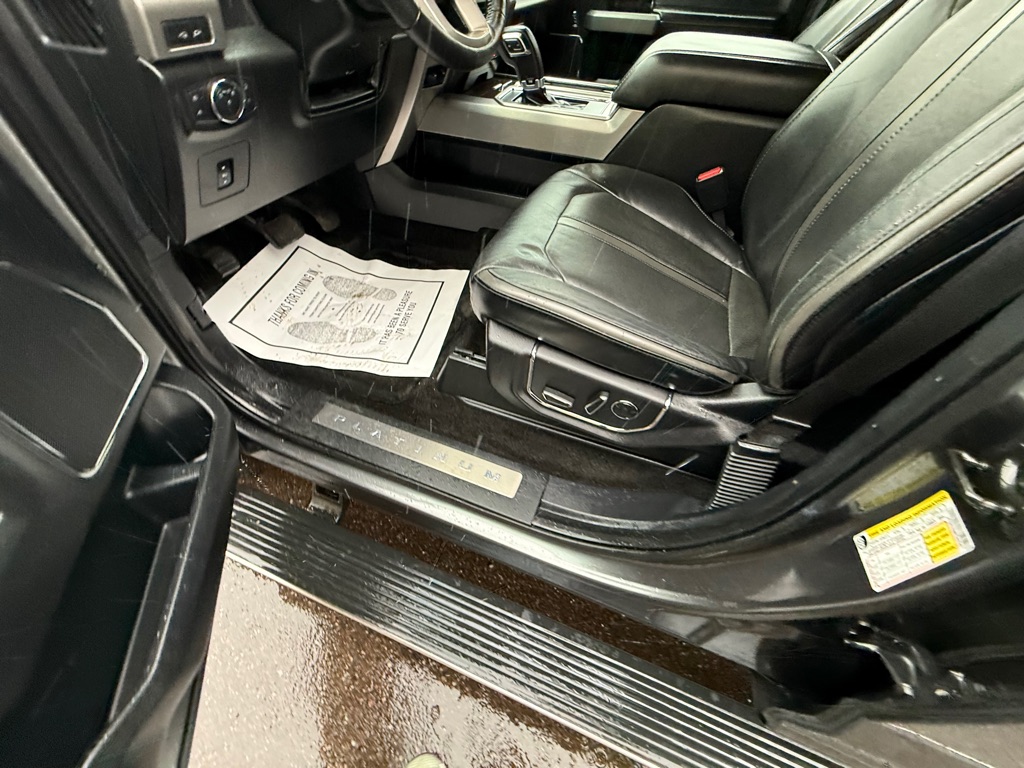 Photo 23 of this FORD F-150