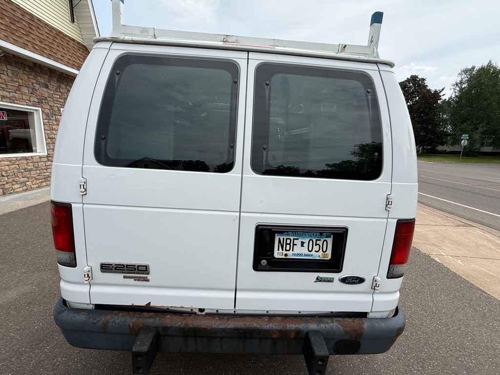Photo 4 of this FORD E-SERIES