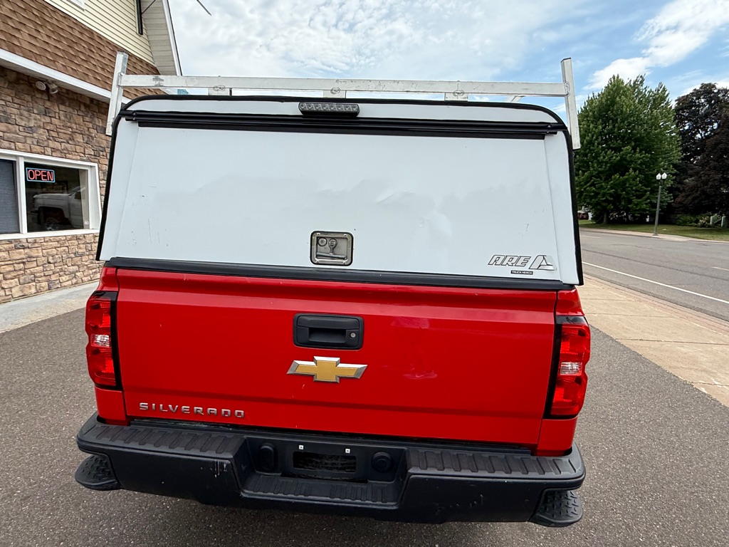 Photo 4 of this CHEVROLET SILVERADO 1500