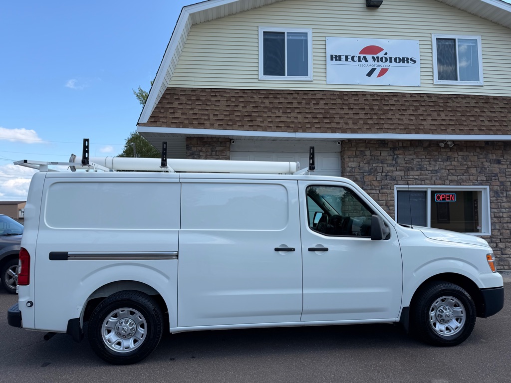 Photo 2 of this NISSAN NV