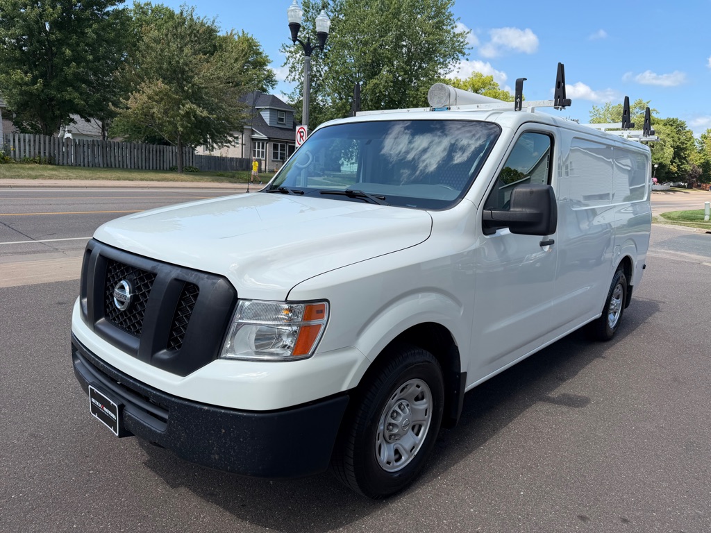 Photo 8 of this NISSAN NV