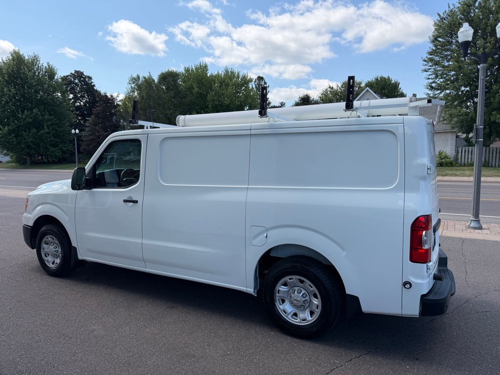 Photo 6 of this NISSAN NV