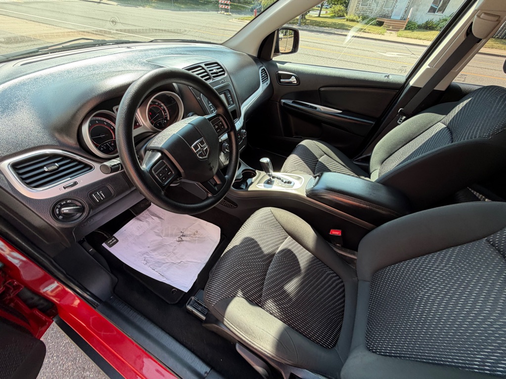 Photo 23 of this DODGE JOURNEY