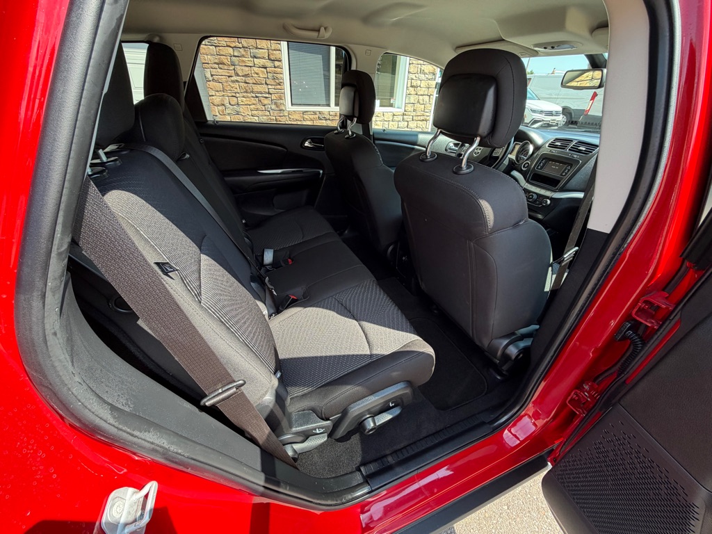 Photo 13 of this DODGE JOURNEY