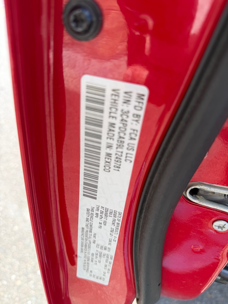 Photo 27 of this DODGE JOURNEY