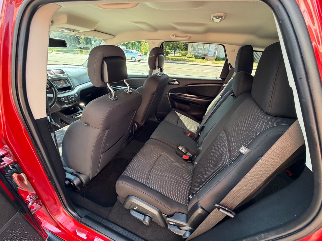 Photo 17 of this DODGE JOURNEY