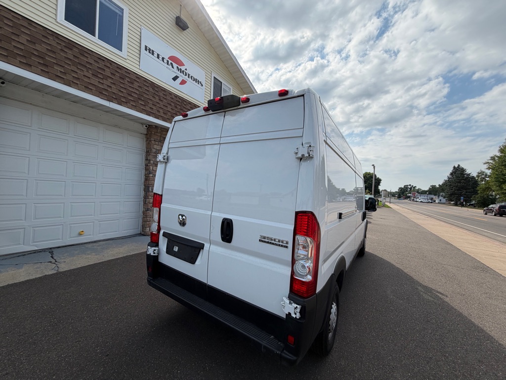 Photo 5 of this RAM PROMASTER