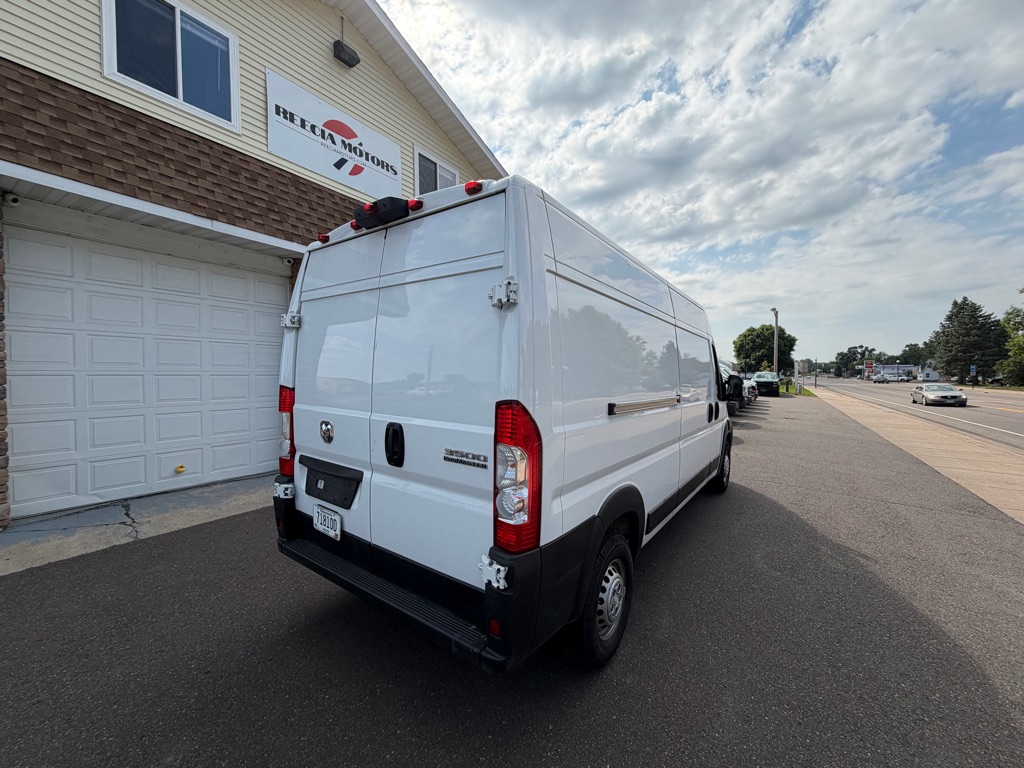 Photo 4 of this RAM PROMASTER