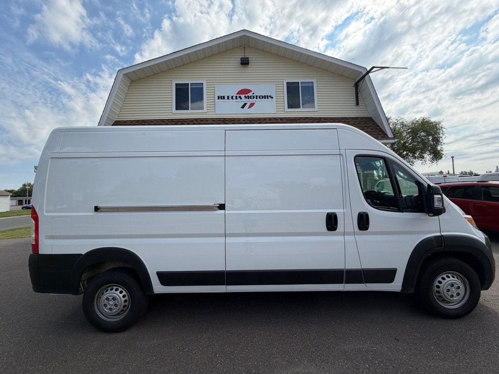 Photo 3 of this RAM PROMASTER