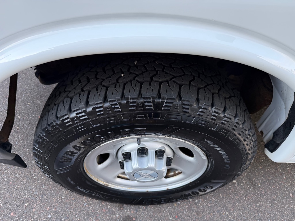 Photo 9 of this CHEVROLET EXPRESS