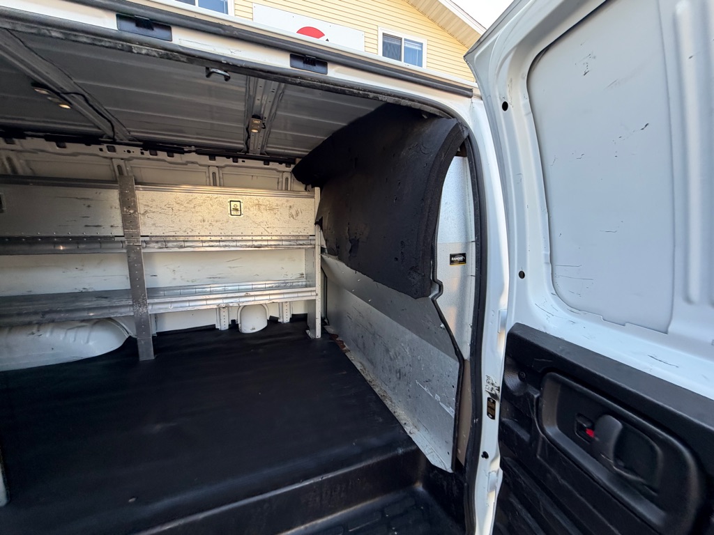 Photo 22 of this CHEVROLET EXPRESS