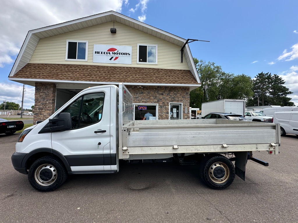 Photo 5 of this FORD TRANSIT
