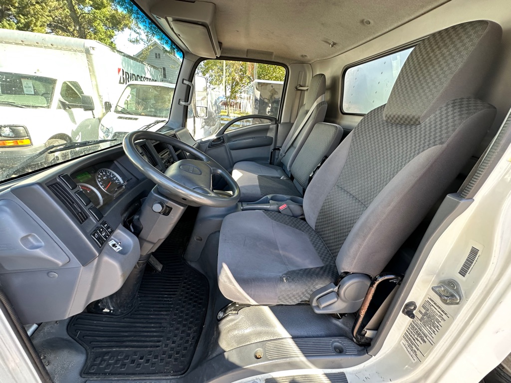 Photo 15 of this ISUZU NPR-HD