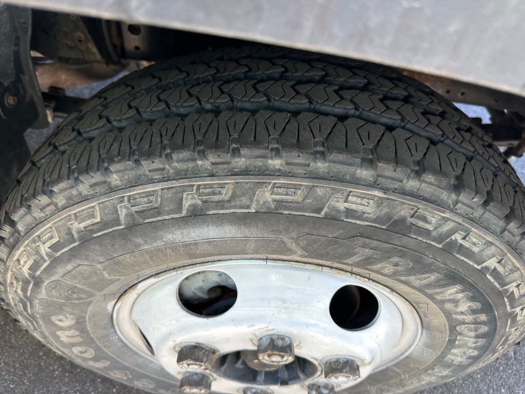 Photo 3 of this ISUZU NPR-HD