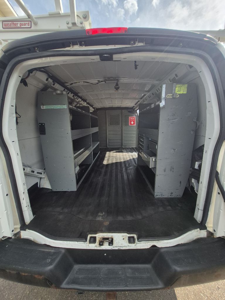 Photo 13 of this CHEVROLET EXPRESS