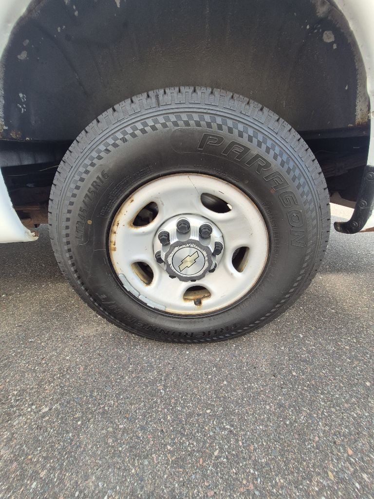 Photo 15 of this CHEVROLET EXPRESS
