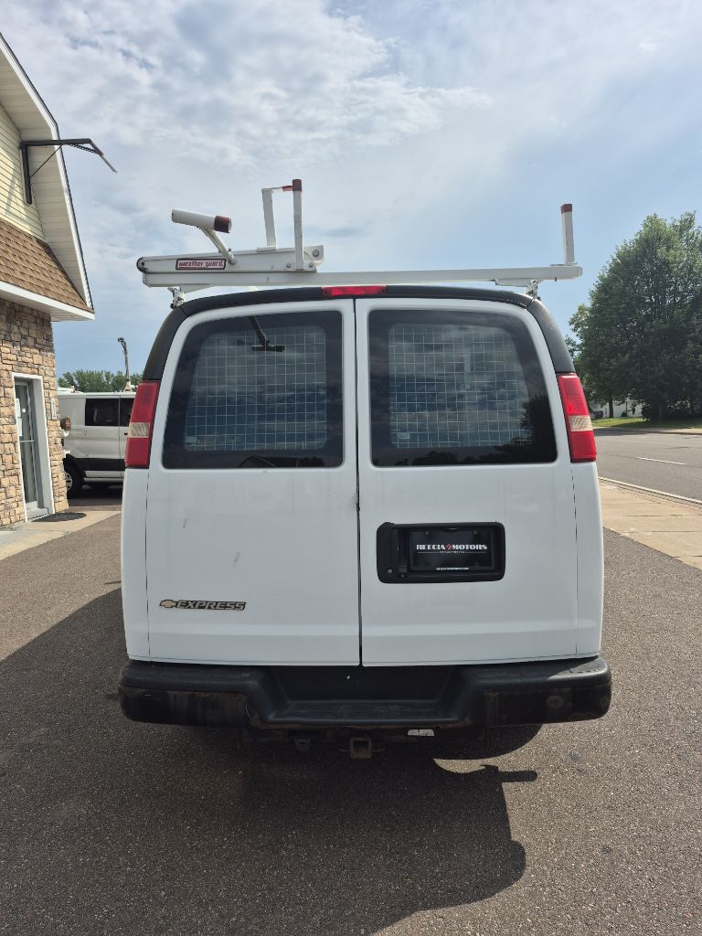 Photo 6 of this CHEVROLET EXPRESS
