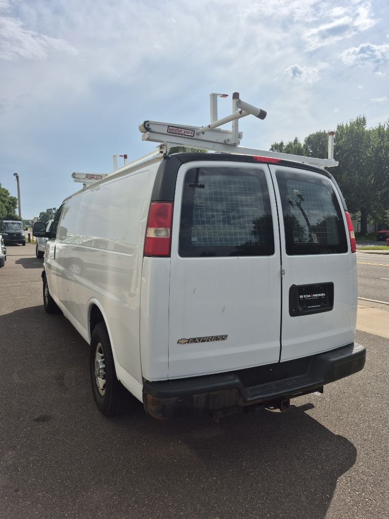 Photo 7 of this CHEVROLET EXPRESS