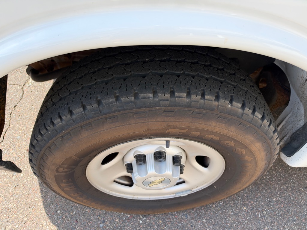 Photo 11 of this CHEVROLET EXPRESS