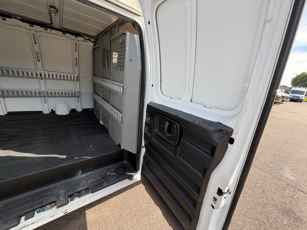 Photo 17 of this CHEVROLET EXPRESS