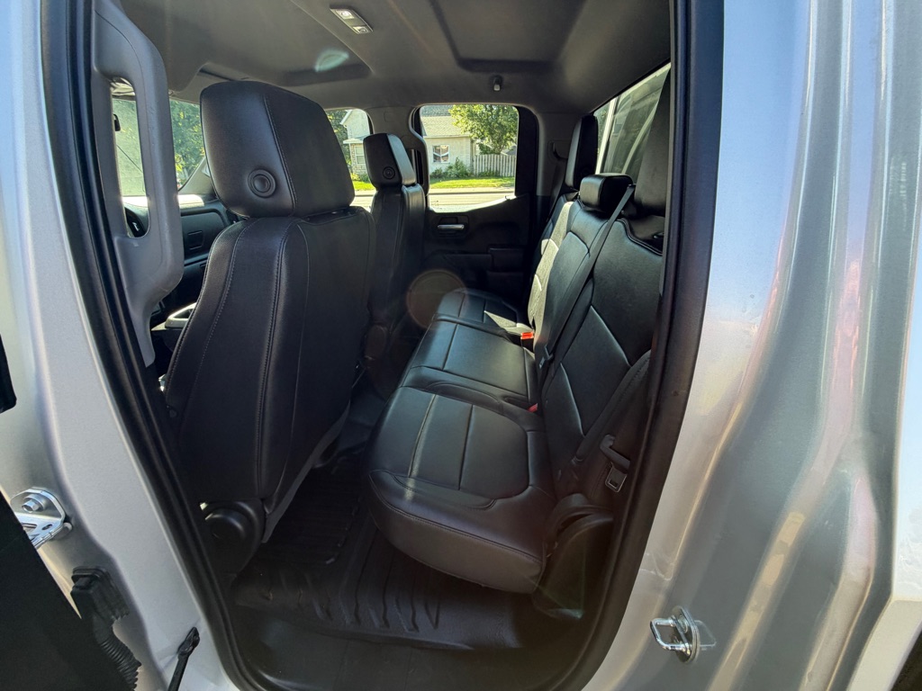 Photo 13 of this CHEVROLET SILVERADO 1500