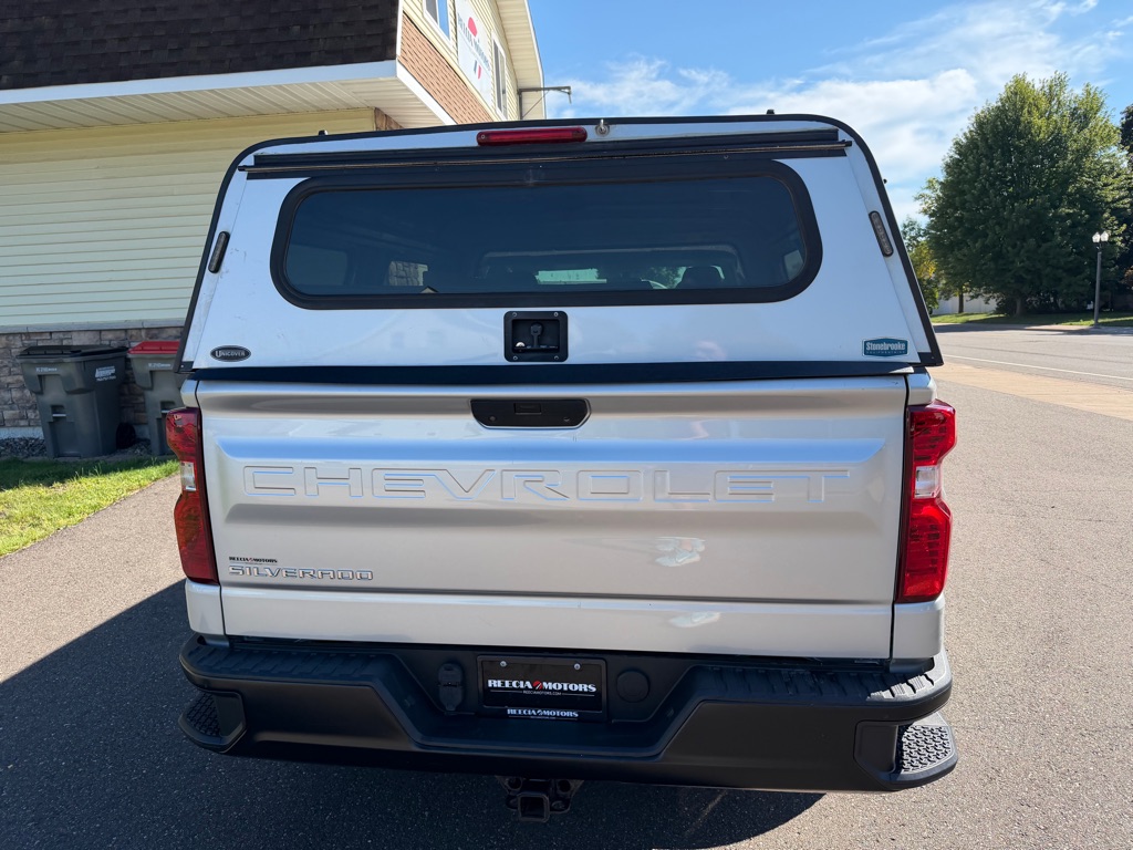 Photo 4 of this CHEVROLET SILVERADO 1500