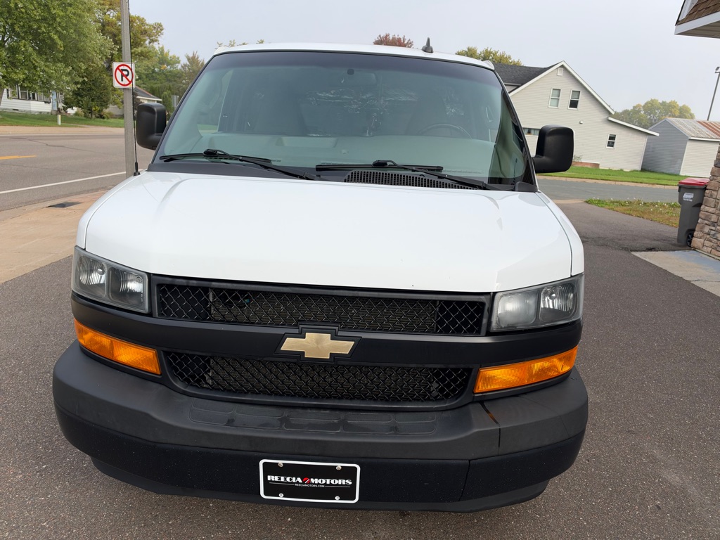 Photo 8 of this CHEVROLET EXPRESS