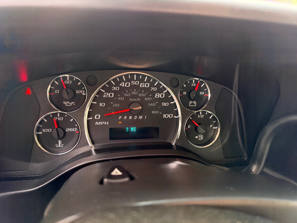 Photo 13 of this CHEVROLET EXPRESS