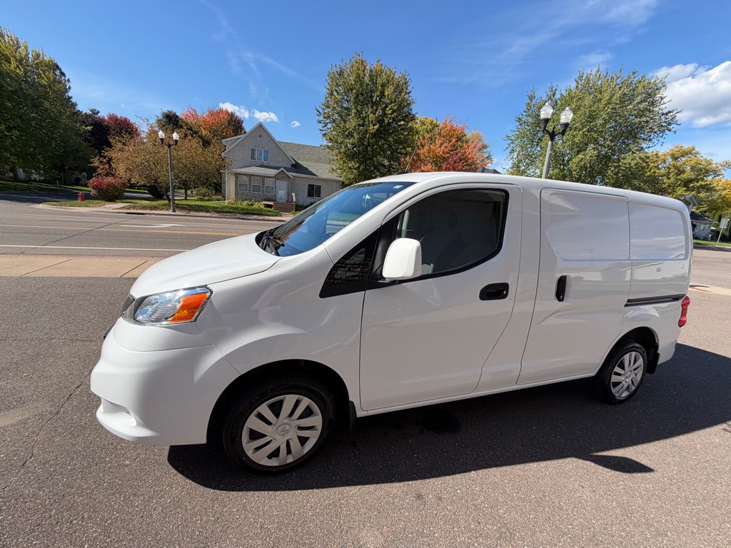 Photo 16 of this NISSAN NV200