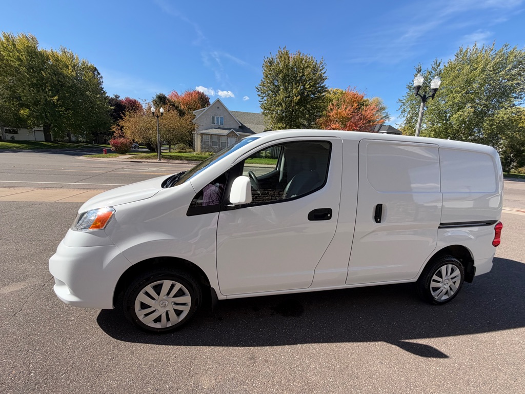 Photo 15 of this NISSAN NV200