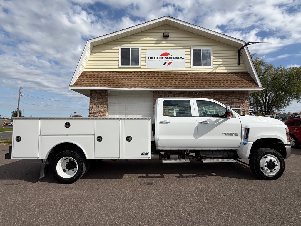 Photo 2 of this CHEVROLET SILVERADO 6500