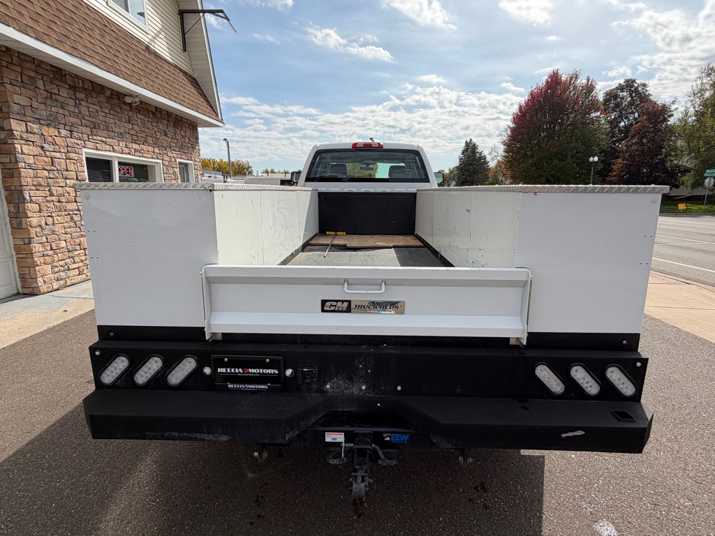 Photo 4 of this CHEVROLET SILVERADO 6500