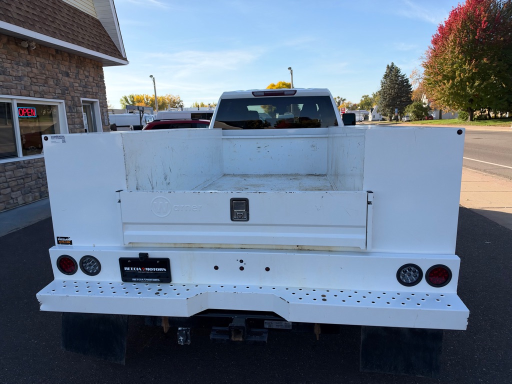 Photo 4 of this CHEVROLET SILVERADO 3500H