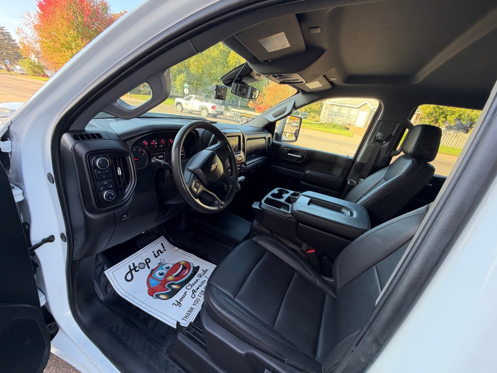 Photo 12 of this CHEVROLET SILVERADO 3500H