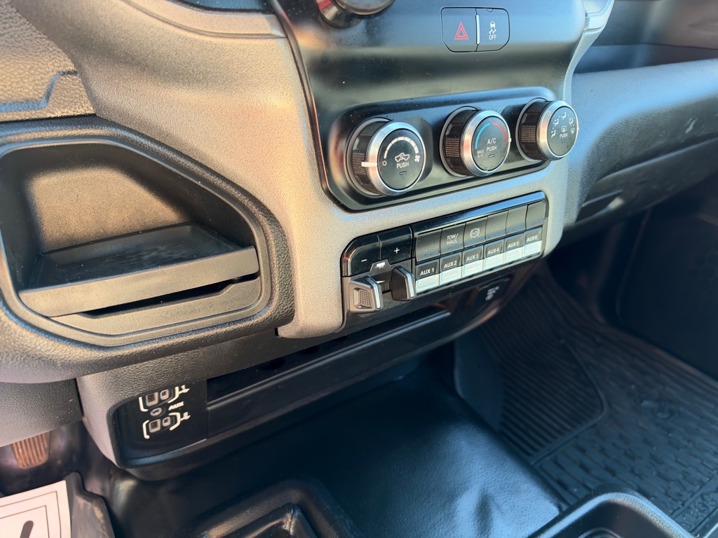 Photo 19 of this RAM 3500 TRADESMAN