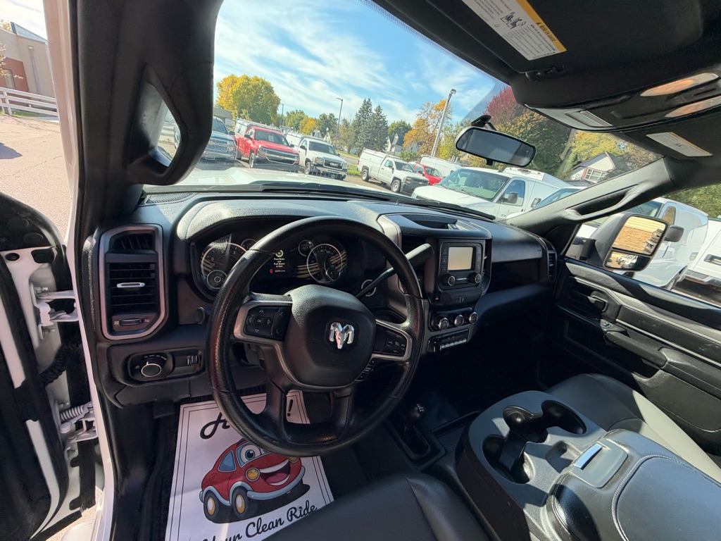 Photo 15 of this RAM 3500 TRADESMAN