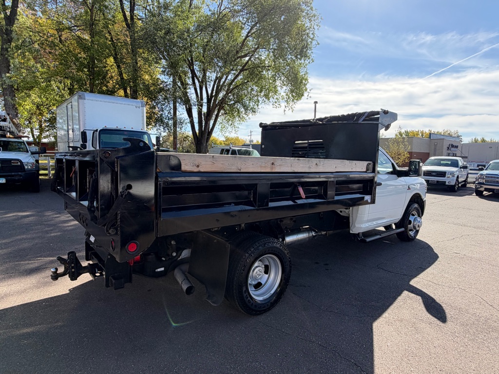 Photo 3 of this RAM 3500 TRADESMAN